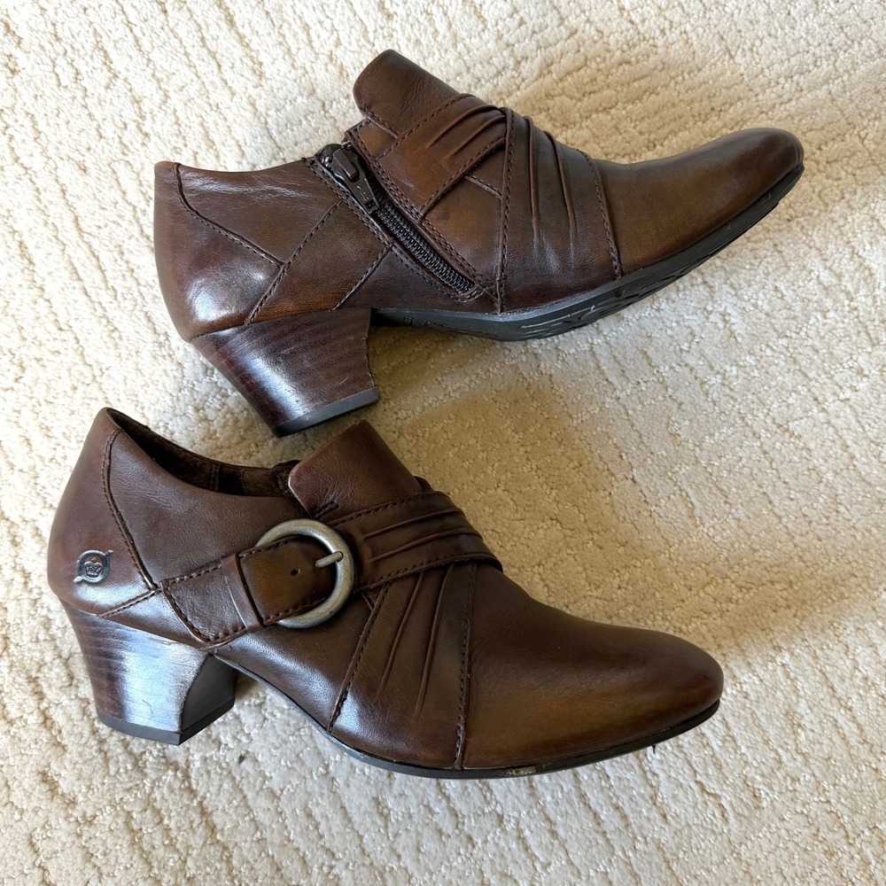 Born Brown Leather Pleated Buckle Zip Shooties Ankle Boots Heel Sz‎ 7.5 Heritage